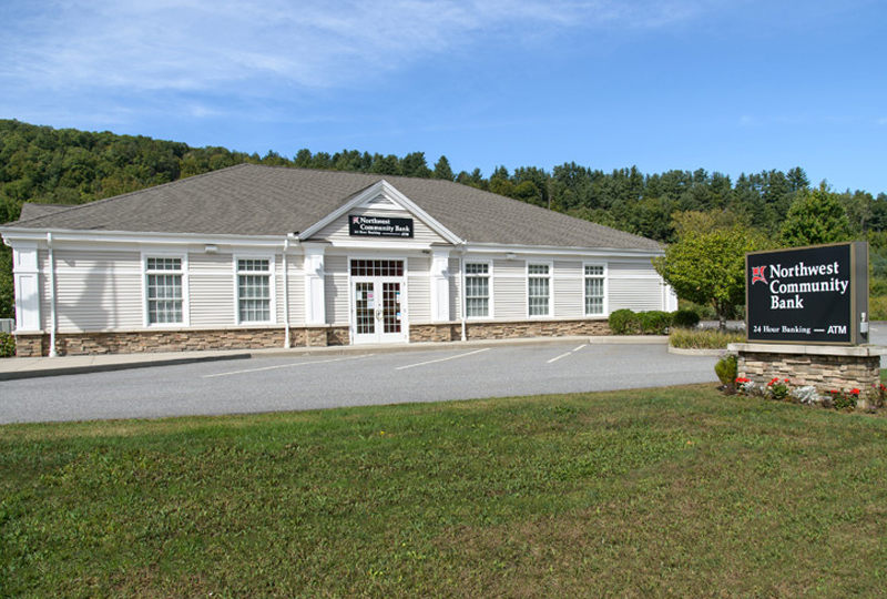 Featured New Hartford Bank Branch